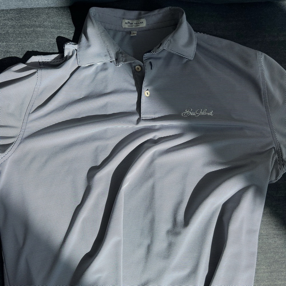 Peter Millar summer comfort golf polo. Sea island logo. Size L.